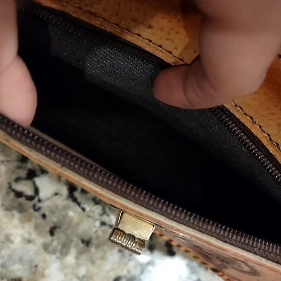 Vintage leather tooled hand made Mexican floral hand bag - Picture 10 of 10